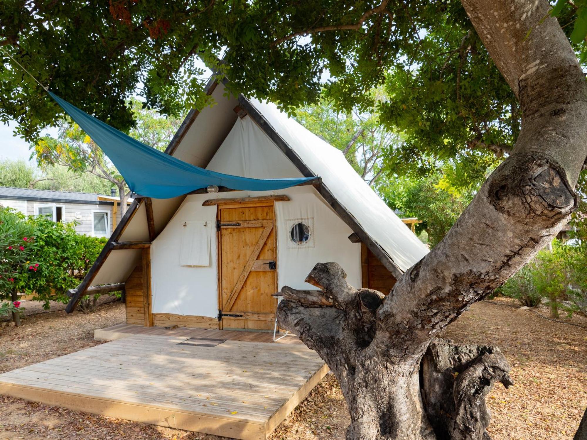 Camping L'Orangeraie Calig Екстер'єр фото
